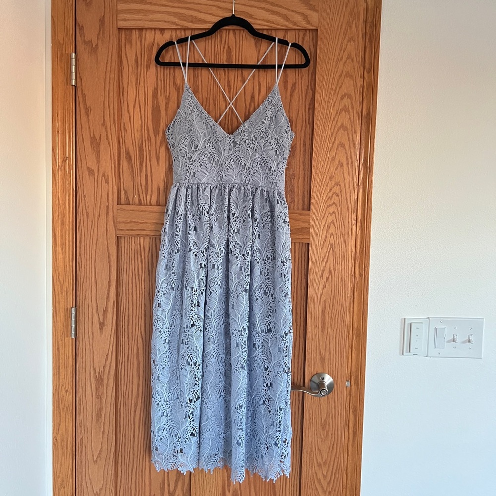 H&M Light Blue Lace Formal Midi Dress Size Small